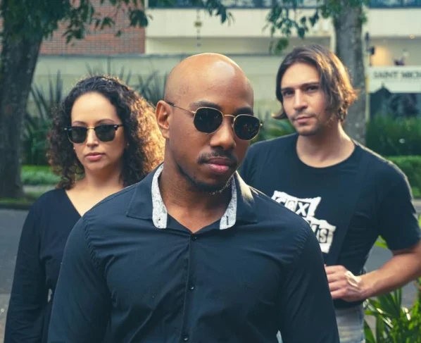 Um dos destaques para esta quarta-feira, 8, é a Banda Ochtop, que se apresenta no balneário de Caiobá, em Matinhos. / Foto: Divulgação/Verão Maior Paraná