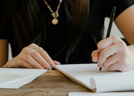 Novo prêmio da Editora Proverbo oferece recompensa financeira e publicação | © Proverbo