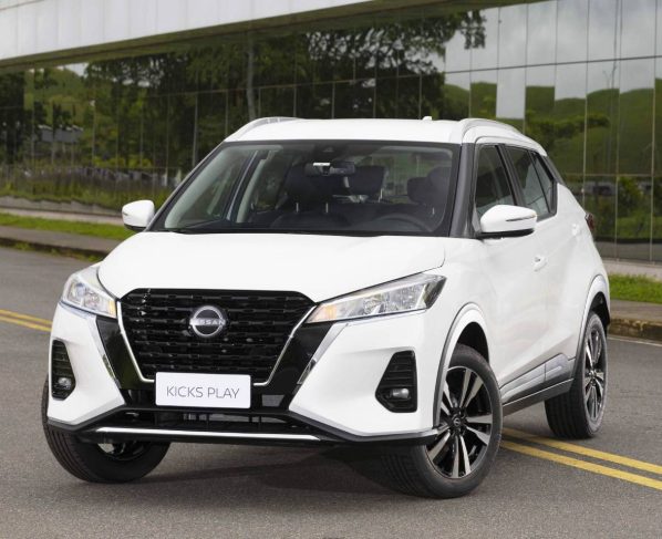 Nissan Kicks Play