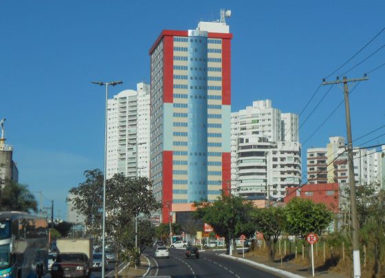 Como encontrar voos baratos saindo de Cuiabá