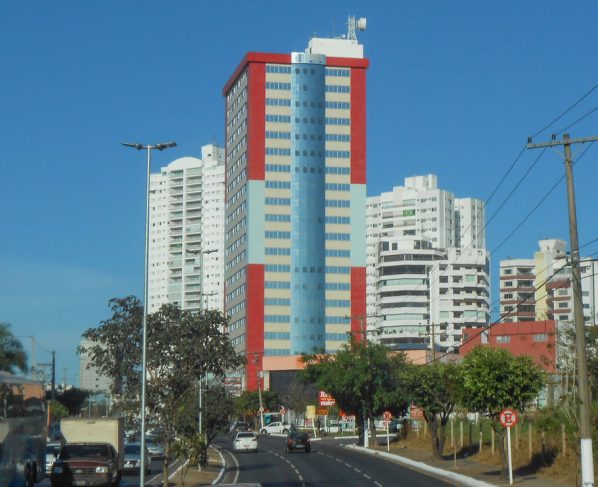 Como encontrar voos baratos saindo de Cuiabá