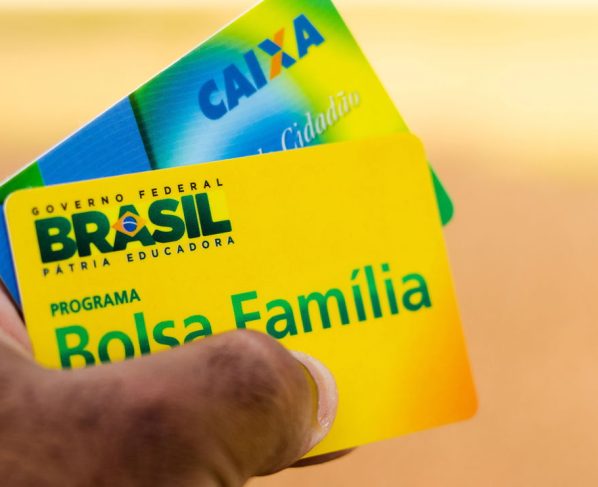Veja como manter o Bolsa Família mesmo após aumento na renda