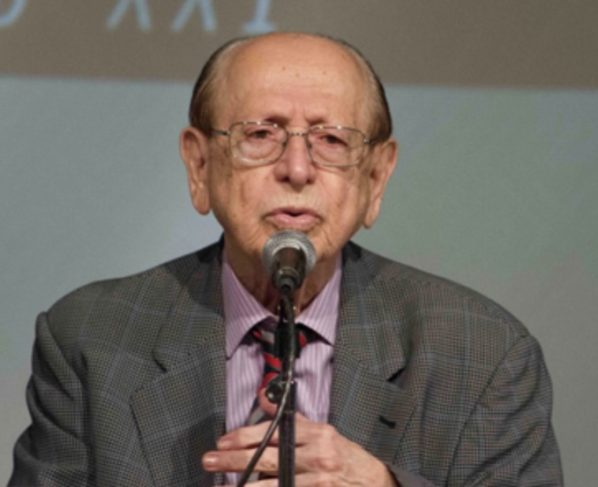 Educador e gramático pernambucano Evanildo Bechara | © ABL