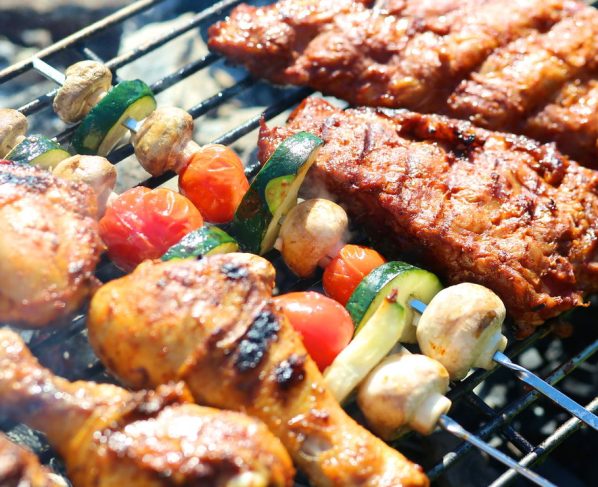 Como calcular a quantidade ideal de carne por pessoa no churrasco