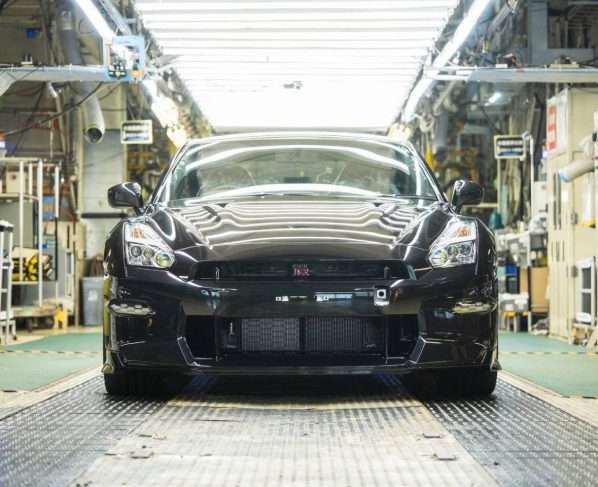 Nissan GT-R