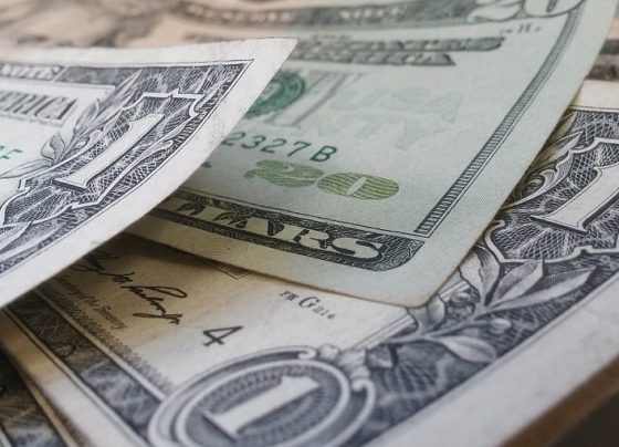 dólar