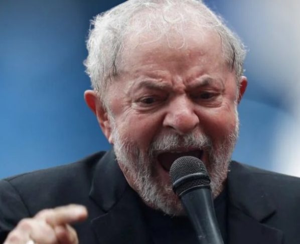 Lula gritando (Foto Reprodução Montagem/FolhaGospel)