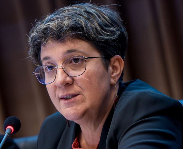 Secretária Fernanda De Negri fala sobre futuro das PDPs, projeto de inovação radical e incorporação de tecnologias (Foto: Zeca Miranda/MS)