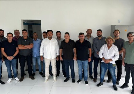 Prefeito recebe apoio dos vereadores nas ações emergenciais para restabelecer a coleta de lixo em Suzano