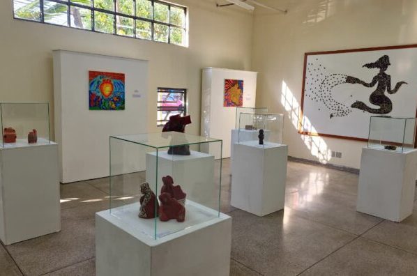 Centro Cultural Colorado recebe exposição ‘Territórios do Invisível’ com visitação gratuita até 30 de abril