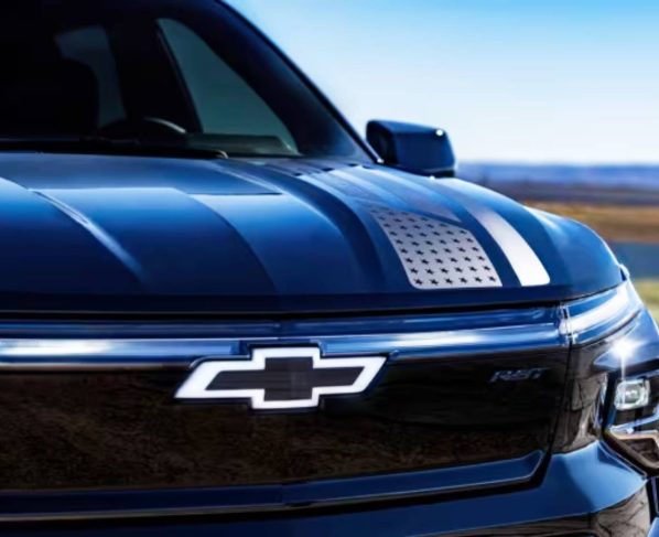 Chevrolet Silverado 2027