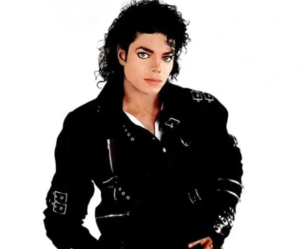 O cantor Michael Jackson voltou a ser alvo de denúncia