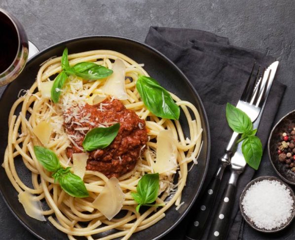 Como acertar na harmonização de massas e vinhos