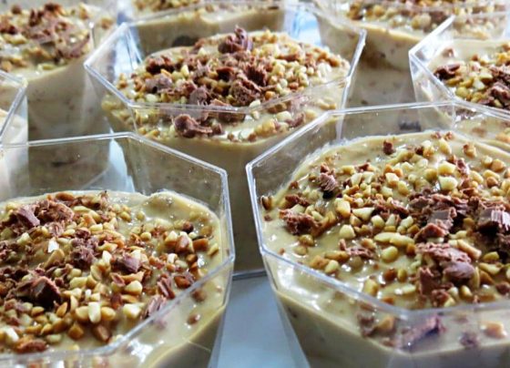 Faça um tentador Pavê de Café com castanha-de-caju