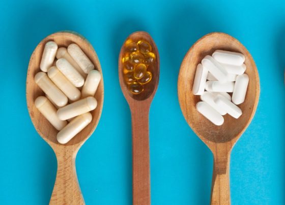 Suplementação de vitaminas: os riscos do excesso para a saúde