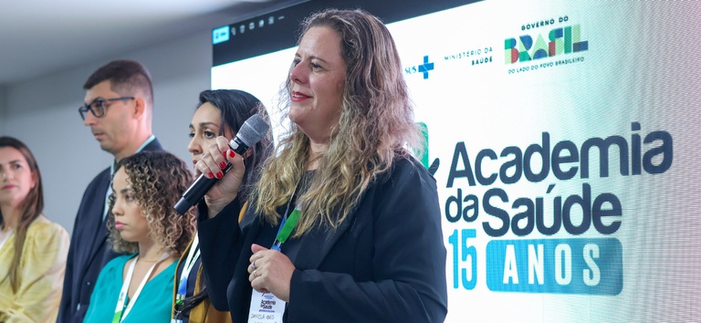 mulher_falando.jpg