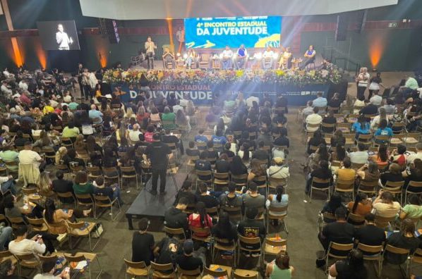 Conselho Municipal da Juventude de Suzano participa de encontro estadual
