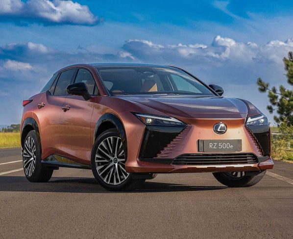 Lexus RZ 500e