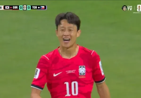 Jogador da Coreia do Sul, Lee Jae-Sung. (Foto: Reprodução/YouTube/CazéTV)