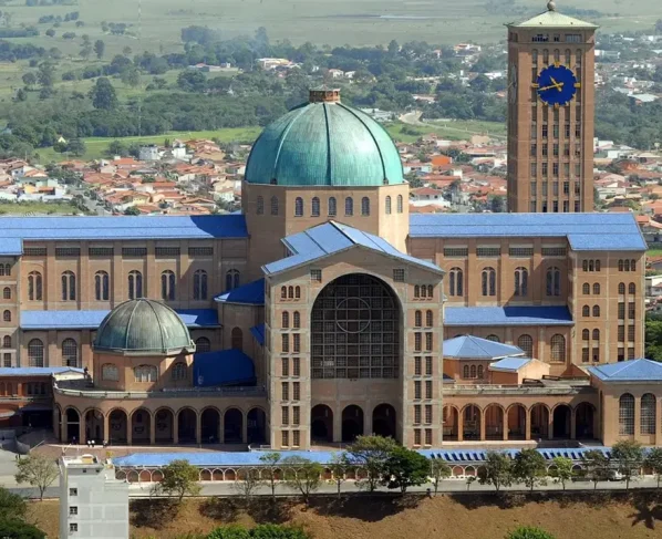 Maior destino religioso do Brasil, Aparecida, no Interior de São Paulo