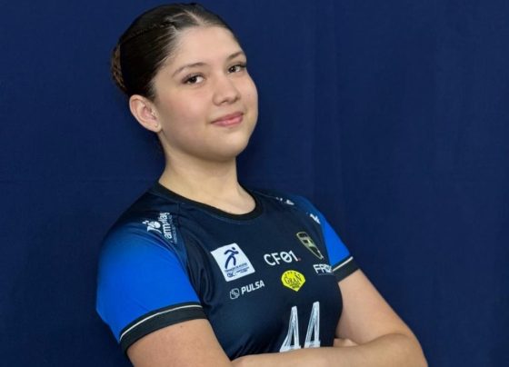 Atleta de projeto de Handebol apoiado pela Prefeitura é convocada para a Seleção Brasileira Sub-15