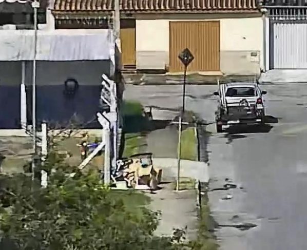 Câmeras do CGI flagram descarte irregular no Jardim Santa Helena; infrator é multado