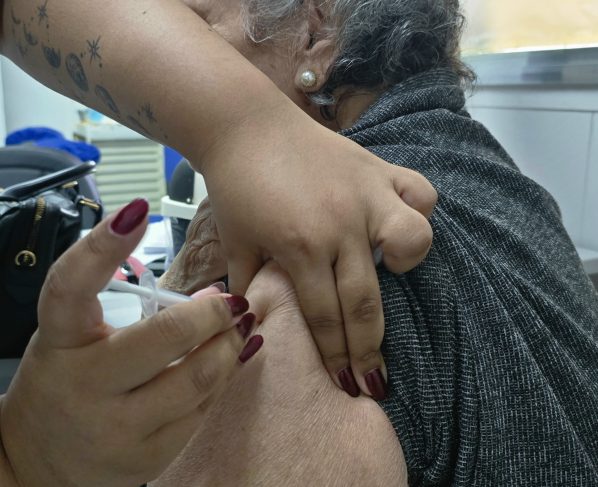 Guarujá abre 10 unidades de saúde para atendimentos neste sábado (1º)