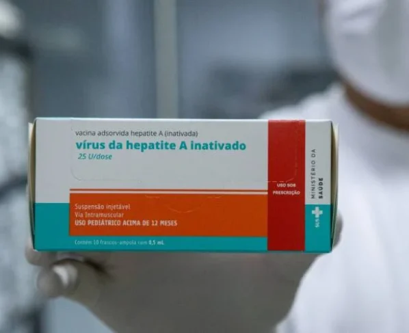 Hepatites virais: saiba como se manifestam os diferentes tipos da doença e conheça as formas de prevenção