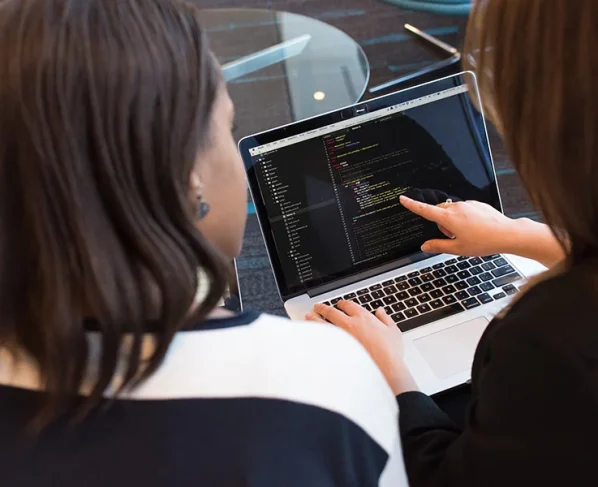 Portal Trampolim oferece 95 vagas em cursos profissionalizantes gratuitos na região Central