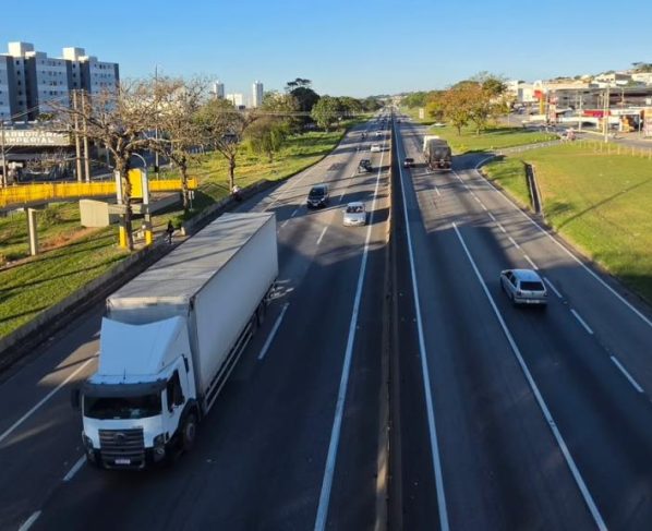 Prefeitura e concessionária debatem melhorias no trecho de Taubaté da Via Dutra