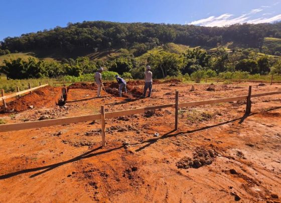 *Prefeitura inicia construção de Estratégia Saúde da Família no bairro Santa Luzia Rural