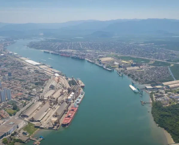 Túnel Santos–Guarujá: projeto avança e cumpre etapa contratual