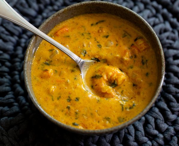 Camarão ao curry