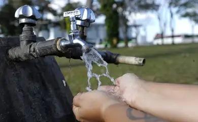 Obras de saneamento levarão água tratada e coleta de esgoto a mais 2 mil famílias em cinco regiões de Taubaté