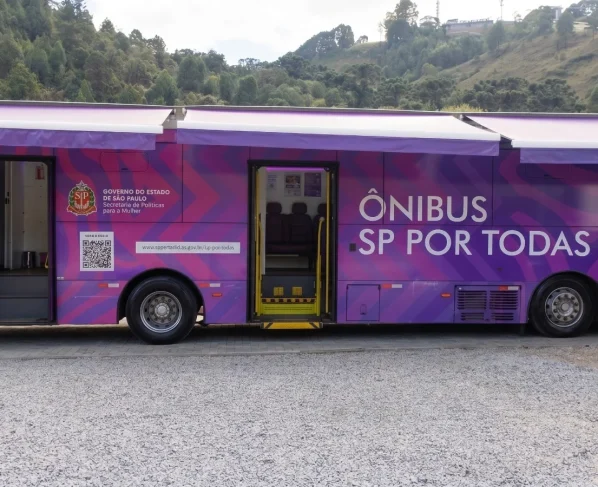Ônibus itinerante com serviços para mulheres estará no Guarujá neste sábado (8)