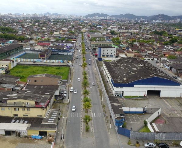 Trânsito sofrerá alterações para a realização de obras em diferentes bairros